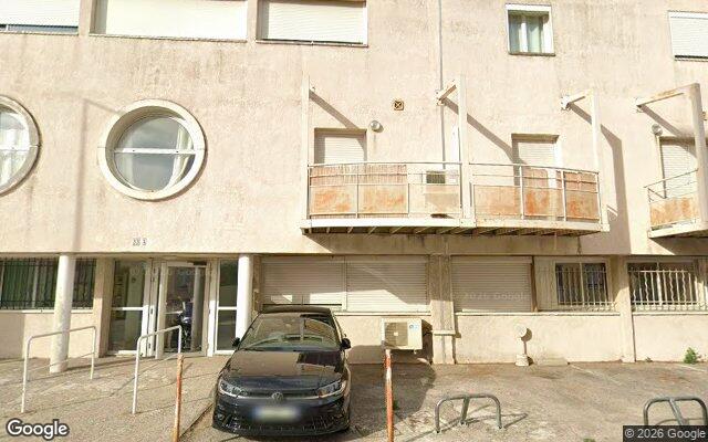 Façade : 33 boulevard I et Frederic Joliot Curie, Martigues